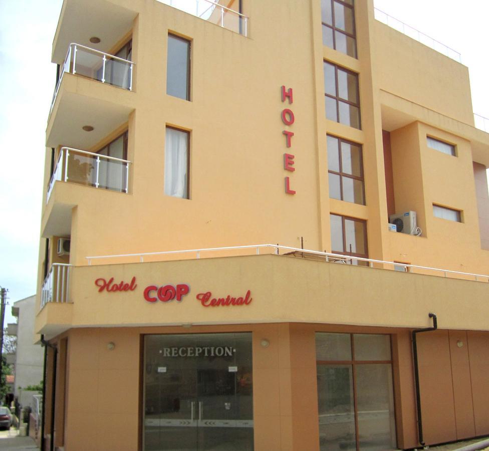 Hotel Coop Central 오브조르 외부 사진